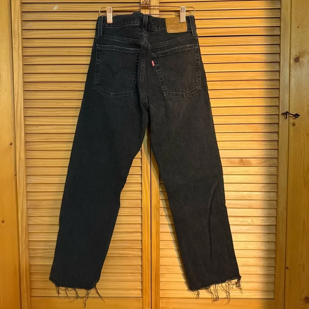 Levi’s Black Wedgie Straight Jeans size 26 - Picture 4 of 5